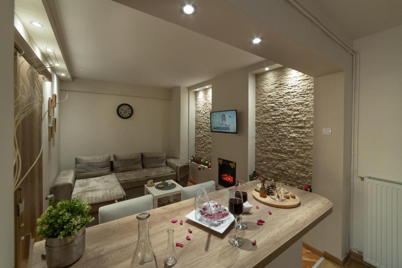 Gold Apartman Vrsac Luaran gambar