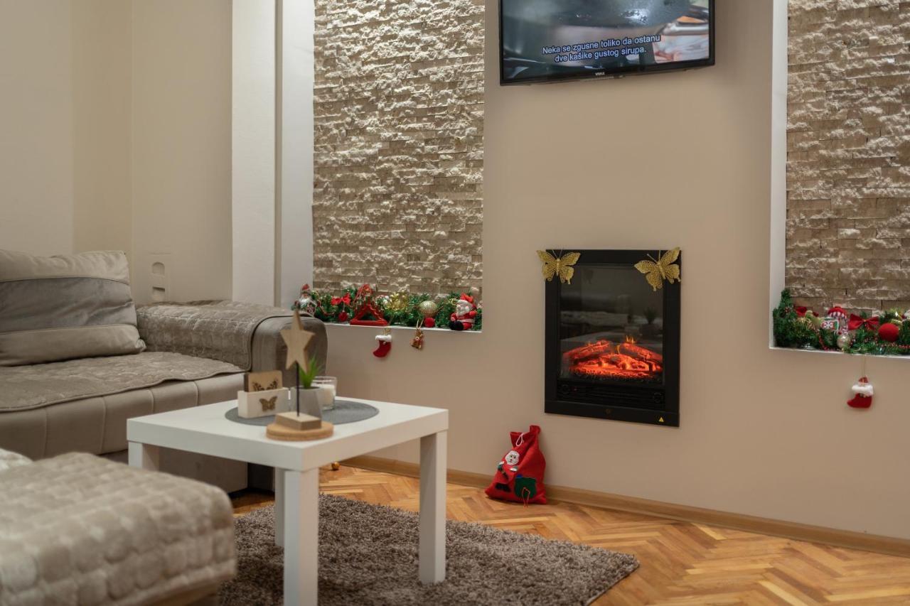 Gold Apartman Vrsac Luaran gambar