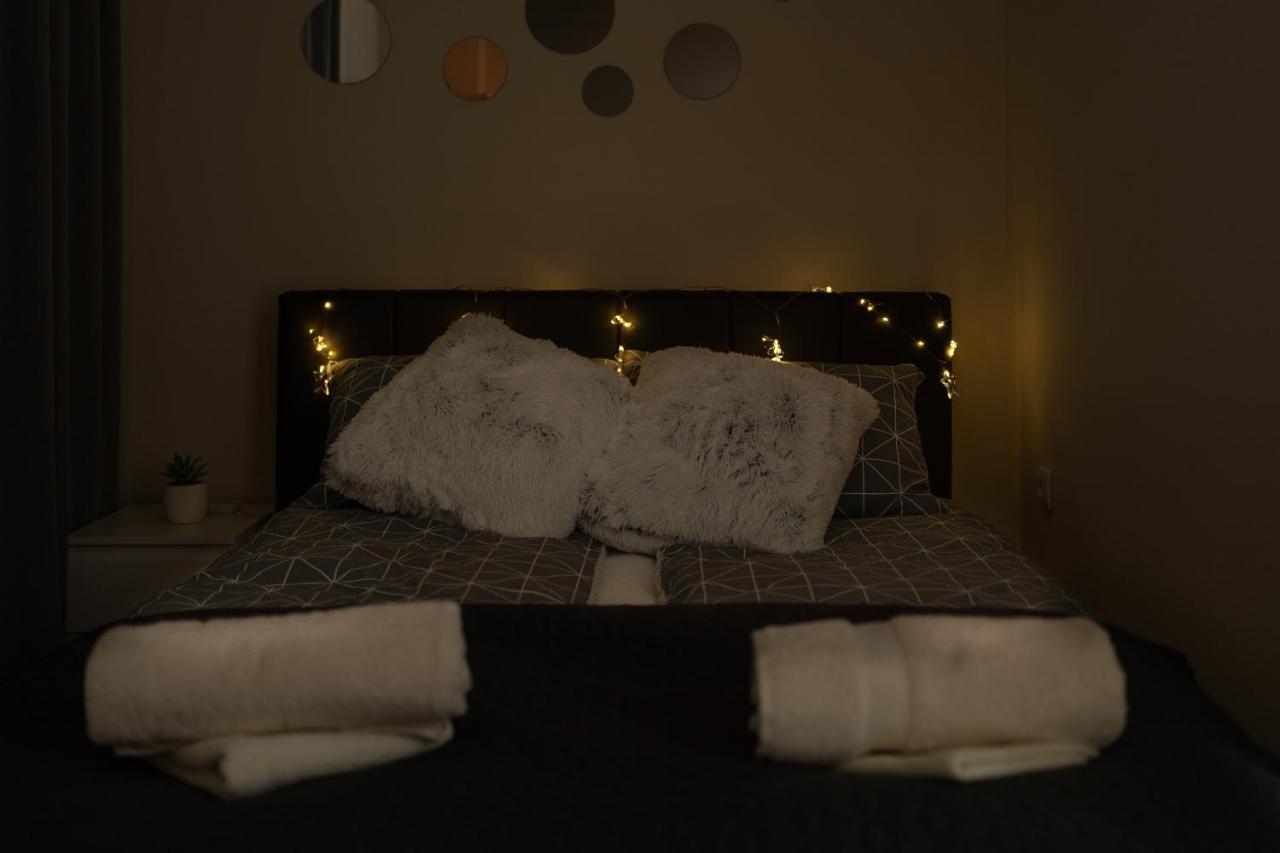 Gold Apartman Vrsac Luaran gambar